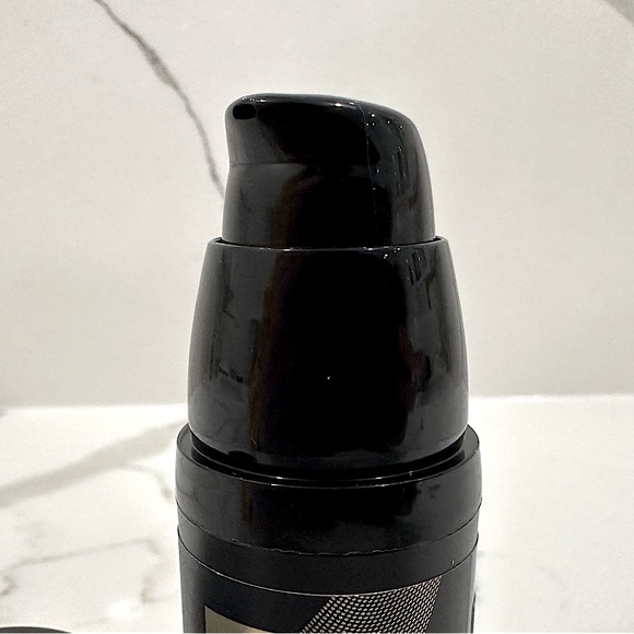 🔥2/$40🔥 GHD Dramatic Ending Smooth and Finish Serum - Picture 5 of 6